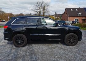 Чорний Джип Grand Cherokee, об'ємом двигуна 2.99 л та пробігом 54 тис. км за 37567 $, фото 4 на Automoto.ua