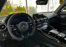 Зелений Мерседес AMG GT, об'ємом двигуна 3.98 л та пробігом 9 тис. км за 255370 $, фото 10 на Automoto.ua