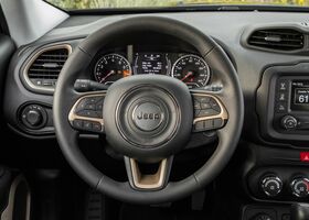 Jeep Renegade 2017 на тест-драйве, фото 14