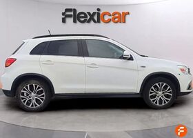 Міцубісі АСХ 2018 у Європі на Automoto.ua Білий Міцубісі АСХ, об'ємом двигуна 1.59 л та пробігом 74 тис. км за 14673 $, фото 4 на Automoto.ua