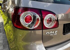 Фольксваген Golf Plus, об'ємом двигуна 1.2 л та пробігом 93 тис. км за 6458 $, фото 14 на Automoto.ua