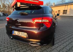 Ситроен ДС5 2014 в Европе на Automoto.ua Фиолетовый Ситроен ДС5, объемом двигателя 1 л и пробегом 219 тыс. км за 8693 $, фото 15 на Automoto.ua