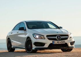 Mercedes-Benz CLA 45 AMG 2016 на тест-драйве, фото 2