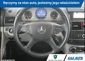 Мерседес Ц-Класс 2008 в Европе на Automoto.ua Черный Мерседес Ц-Класс, объемом двигателя 1 л и пробегом 212 тыс. км за 6538 $, фото 15 на Automoto.ua