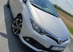 Тойота Ауріс, об'ємом двигуна 1.8 л та пробігом 93 тис. км за 14320 $, фото 5 на Automoto.ua