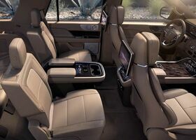 Lincoln Navigator 2019 на тест-драйве, фото 8