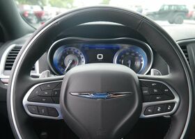 Chrysler 300 2018 зображення 10 Chrysler 300 2018 на тест-драйві, фото 10