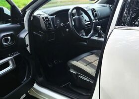 Сітроен C5 Aircross, об'ємом двигуна 1.2 л та пробігом 8200 тис. км за 18683 $, фото 21 на Automoto.ua