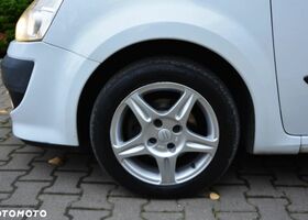 Рено Модус 2009 в Европе на Automoto.ua Белый Рено Модус, объемом двигателя 1 л и пробегом 171 тыс. км за 12800 $, фото 12 на Automoto.ua