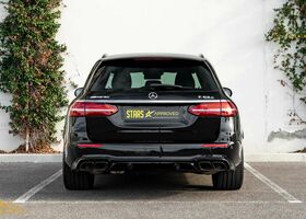 Чорний Мерседес E 63 AMG, об'ємом двигуна 3.98 л та пробігом 16 тис. км за 143978 $, фото 6 на Automoto.ua