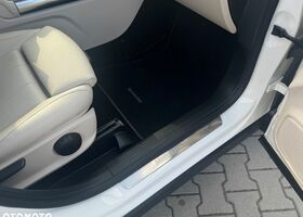 Мерседес ГЛА-Клас 2020 у Європі на Automoto.ua Білий Мерседес ГЛА-Клас, об'ємом двигуна 1 л та пробігом 65 тис. км за 28572 $, фото 19 на Automoto.ua