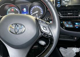 Тойота C-HR 2021 в Европе на Automoto.ua Серый Тойота C-HR, объемом двигателя 1 л и пробегом 34 тыс. км за 115000 $, фото 16 на Automoto.ua