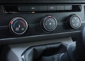 Фольксваген T6.1 Transporter 2024 в Европе на Automoto.ua Серый Фольксваген T6.1 Transporter, объемом двигателя 1.97 л и пробегом 41 тыс. км за 47890 $, фото 12 на Automoto.ua