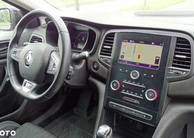 Рено Меган 2019 у Європі на Automoto.ua Рено Меган, об'ємом двигуна 1 л та пробігом 45 тис. км за 13051 $, фото 10 на Automoto.ua