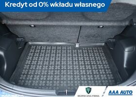 Тойота Яріс, об'ємом двигуна 1.5 л та пробігом 45 тис. км за 13175 $, фото 12 на Automoto.ua