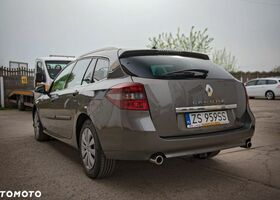 Рено Лагуна, об'ємом двигуна 2 л та пробігом 246 тис. км за 4924 $, фото 3 на Automoto.ua