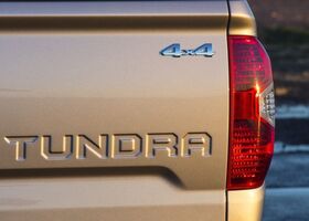 Toyota Tundra 2016 на тест-драйве, фото 5