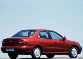 Хендай Лантра, Седан 1996 - 2000 1.5 12V