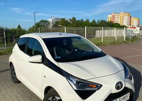 Тойота Айго, объемом двигателя 1 л и пробегом 16 тыс. км за 9395 $, фото 2 на Automoto.ua