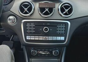 Мерседес ГЛА-Класс 2017 в Европе на Automoto.ua Серый Мерседес ГЛА-Класс, объемом двигателя 1 л и пробегом 154 тыс. км за 17434 $, фото 17 на Automoto.ua