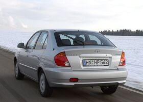 Хендай Акцент, Хэтчбек 1999 - н.в. Hatchback II 1.5 i 12V GLS