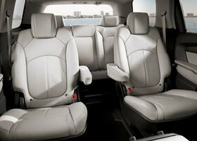 GMC Acadia 2019 на тест-драйве, фото 7