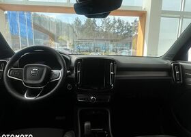 Вольво XC40, объемом двигателя 1.97 л и пробегом 10 тыс. км за 44492 $, фото 20 на Automoto.ua