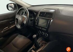 Мицубиси АСХ 2018 в Европе на Automoto.ua Коричневый Мицубиси АСХ, объемом двигателя 1.59 л и пробегом 110 тыс. км за 14542 $, фото 9 на Automoto.ua