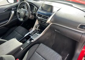 Мицубиси Eclipse Cross 2019 в Европе на Automoto.ua Красный Мицубиси Eclipse Cross, объемом двигателя 1.5 л и пробегом 91 тыс. км за 17995 $, фото 10 на Automoto.ua