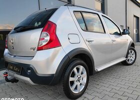 Дачия Sandero StepWay, объемом двигателя 1.6 л и пробегом 161 тыс. км за 3996 $, фото 25 на Automoto.ua