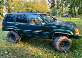 Джип Гранд Чероки 1996 в Европе на Automoto.ua Зеленый Джип Гранд Чероки, объемом двигателя 5.22 л и пробегом 170 тыс. км за 9895 $, фото 2 на Automoto.ua