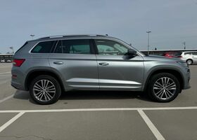 Серый Шкода Kodiaq, объемом двигателя 1.97 л и пробегом 64 тыс. км за 37664 $, фото 5 на Automoto.ua