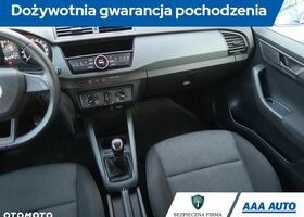 Шкода Фабія, об'ємом двигуна 1 л та пробігом 132 тис. км за 7559 $, фото 8 на Automoto.ua