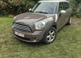 Коричневий Міні Cooper Countryman, об'ємом двигуна 1.6 л та пробігом 146 тис. км за 10799 $, фото 3 на Automoto.ua