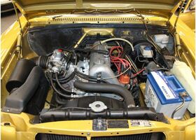 Мерседес 200 1975 у Європі на Automoto.ua Помаранчевий Мерседес 200, об'ємом двигуна 1.97 л та пробігом 111 тис. км за 30495 $, фото 17 на Automoto.ua