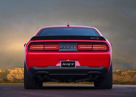 Dodge Challenger 2017 на тест-драйве, фото 7