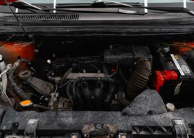Мицубиси Кольт 2010 в Европе на Automoto.ua Красный Мицубиси Кольт, объемом двигателя 1.12 л и пробегом 66 тыс. км за 6982 $, фото 20 на Automoto.ua