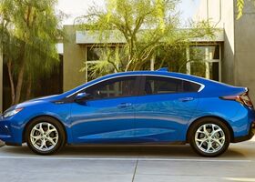 Chevrolet Volt 2016 на тест-драйве, фото 4