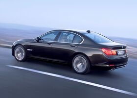 БМВ 7 Серія, Седан 2011 - н.в. (F01) 740d xDrive