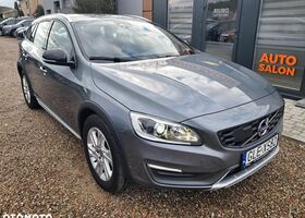 Вольво V60 Cross Country, об'ємом двигуна 1.97 л та пробігом 176 тис. км за 12721 $, фото 2 на Automoto.ua