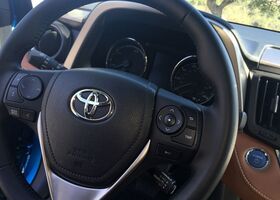 Toyota RAV4 2016 на тест-драйве, фото 9