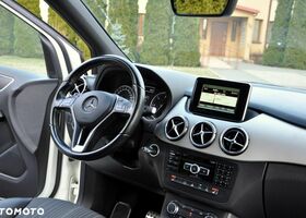 Мерседес Б-клас 2014 у Європі на Automoto.ua Білий Мерседес Б-клас, об'ємом двигуна 2.14 л та пробігом 206 тис. км за 9662 $, фото 24 на Automoto.ua