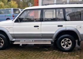 Міцубісі Паджеро 1995 у Європі на Automoto.ua Міцубісі Паджеро, об'ємом двигуна 0 л та пробігом 153 тис. км за 10500 $, фото 2 на Automoto.ua