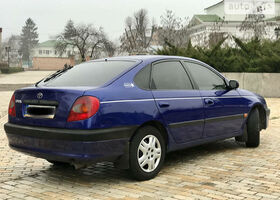 Тойота Авенсис, Хэтчбек 1997 - 2002 Hatch (T22) 2.0 D-4D