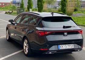 Чорний Сеат Leon, об'ємом двигуна 1.5 л та пробігом 63 тис. км за 25188 $, фото 8 на Automoto.ua