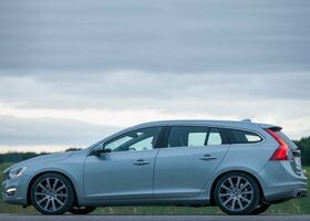 Volvo V60 2016 на тест-драйве, фото 6