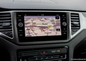 Фольксваген Гольф Спортсван 2018 в Европе на Automoto.ua Серый Фольксваген Гольф Спортсван, объемом двигателя 1 л и пробегом 62 тыс. км за 16950 $, фото 12 на Automoto.ua