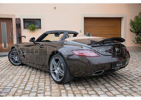 Коричневый Мерседес SLS AMG, объемом двигателя 6.21 л и пробегом 48 тыс. км за 182677 $, фото 3 на Automoto.ua