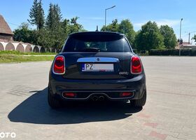 Міні Cooper S, об'ємом двигуна 2 л та пробігом 185 тис. км за 11037 $, фото 4 на Automoto.ua