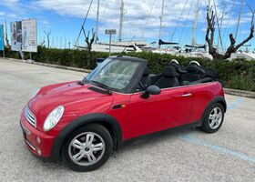 Красный Мини One Cabrio, объемом двигателя 1.6 л и пробегом 138 тыс. км за 6989 $, фото 6 на Automoto.ua